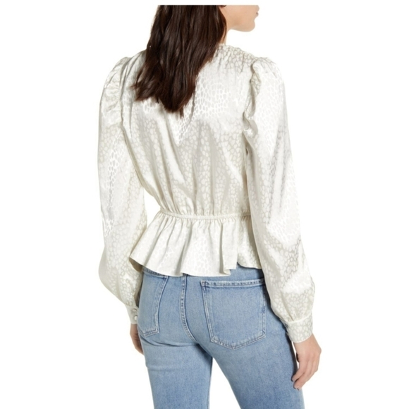 Chelsea 28 Jacquard Peplum Blouse - Picture 2 of 14